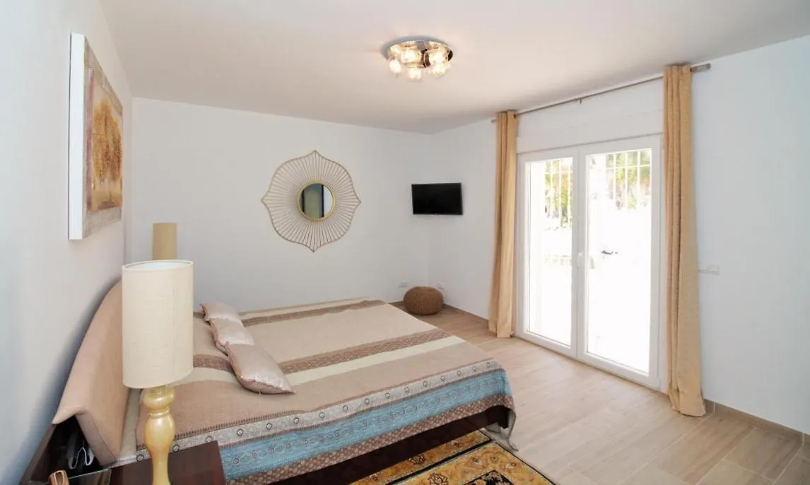Marbella Villa Sea View 10 Bedrooms Estepona Spain